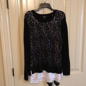 Simply Vera Tunic Sweater- worn once
